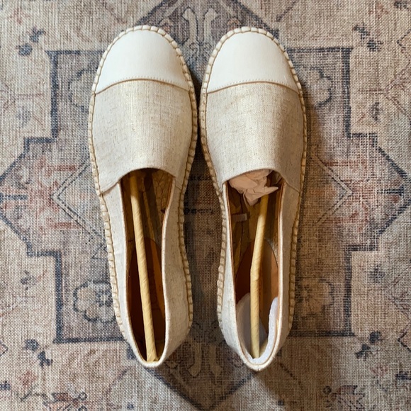 Neutral, colorblock espadrilles - Picture 1 of 5